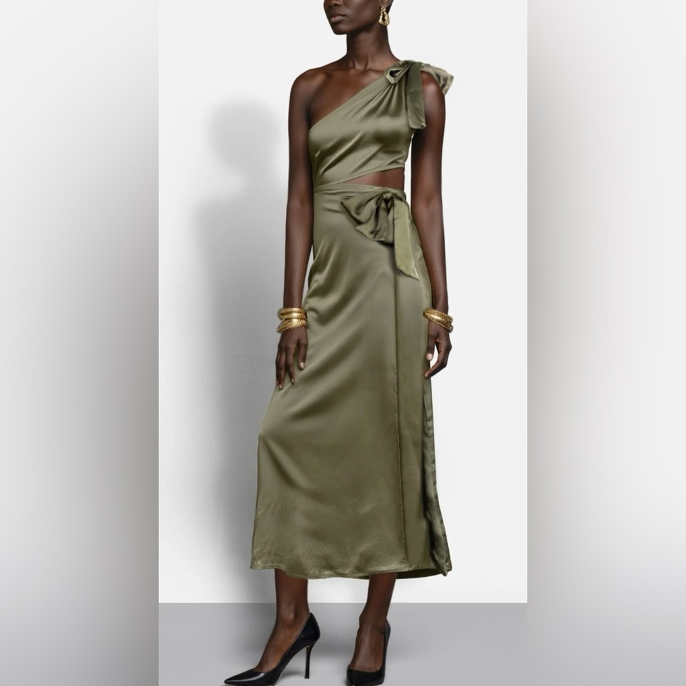 Sleeveless One Shoulder Satin Midi Summer Dress